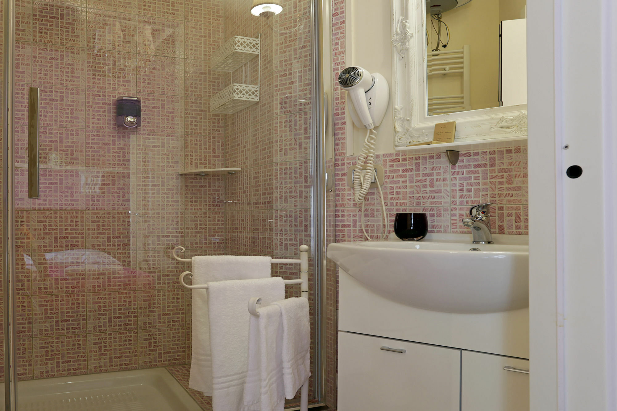Piazzetta De' Monti Suites Roma Ngoại thất bức ảnh